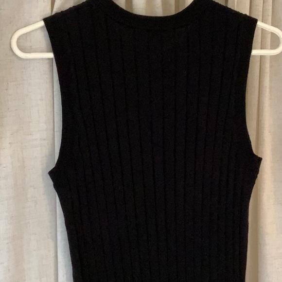 Joe Fresh High/Low Vest - Picture 7 of 7